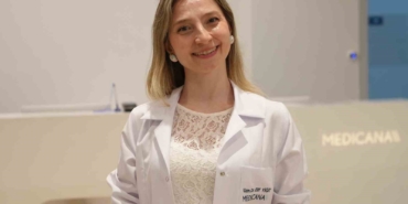 anne-sutu-bebegin-karsilastigi-mikroplarla-savasiyor-QMGGR7nW.jpg