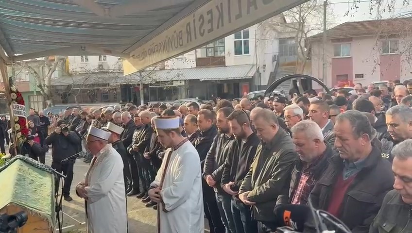 anneden en aci veda elif kumal son yolculuguna ugurlandi 4 TPPyJzKJ