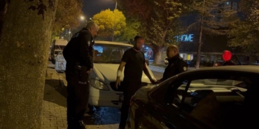 annesinden-para-alamayinca-kendine-zarar-vermeye-kalkti-1R1Gv5hn.jpg