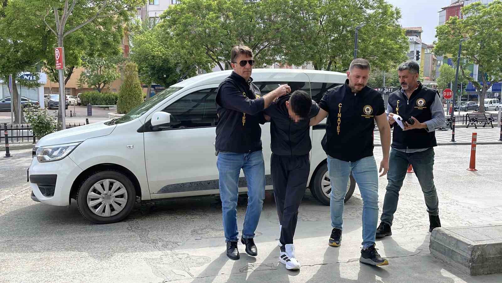annesinin sevgilisini oldurup kacan zanli yakalandi 2 dKqyhJ14