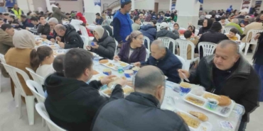 antakya-belediyesi-ramazan-ayi-boyunca-her-gun-bin-kisiye-iftar-veriyor-CM4UnVgW.jpg