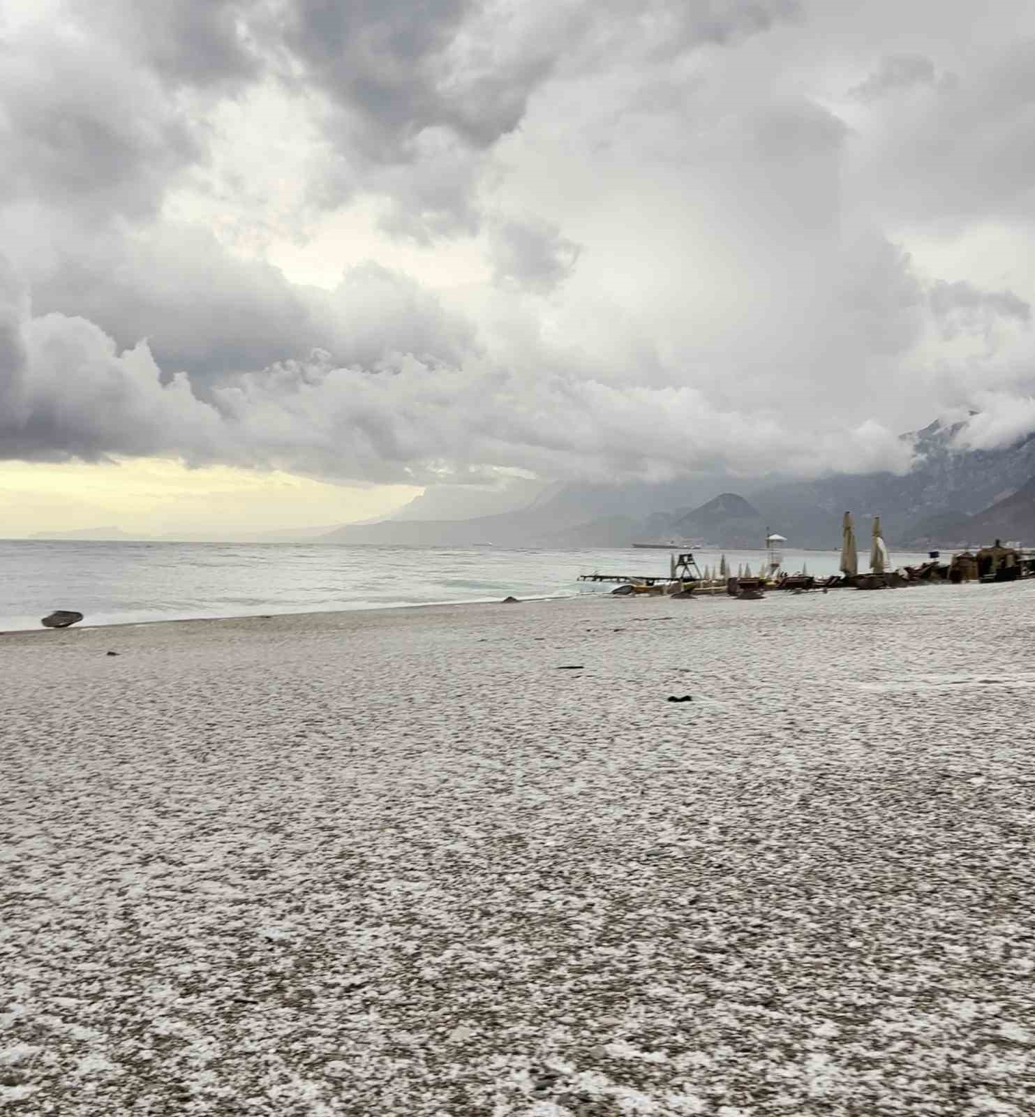 antalya 15 dakikada kisi yasadi konyaalti sahili beyaza burundu 5 AHMWtRLU