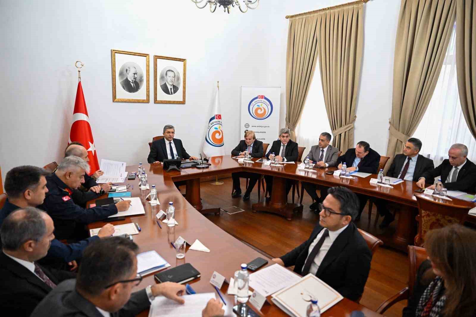 antalya asiri yagislara karsi teyakkuzda 1 DNn2jmeY