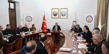 antalya-asiri-yagislara-karsi-teyakkuzda-PG98gxKr.jpg