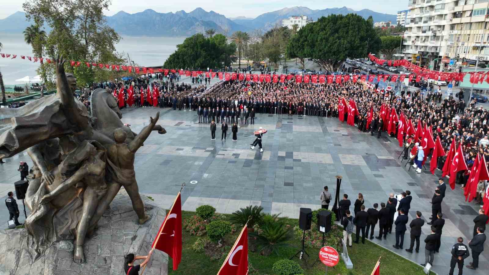 antalya ata icin tek yurek oldu 15 WXmmFC2c