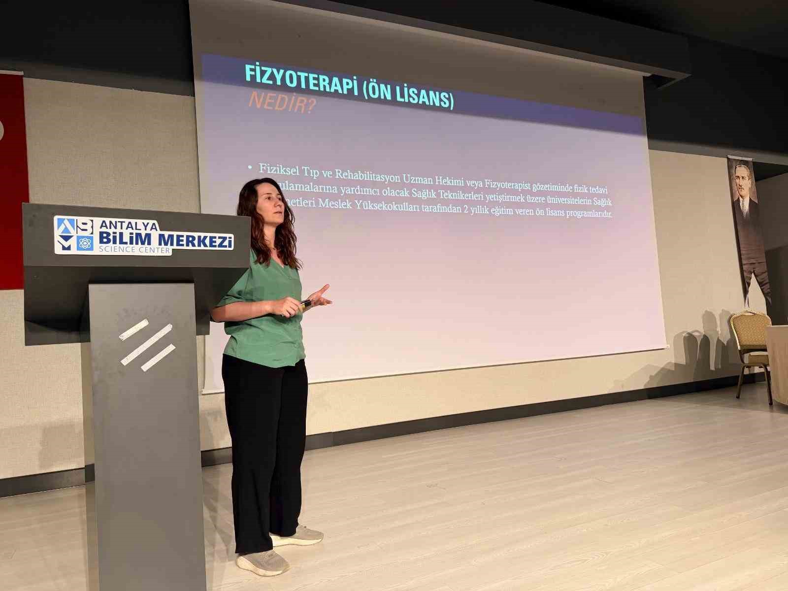 Antalya Bilim Merkezi’nde "Geleceğin Meslekleri" söyleşileri 5 antalya bilim merkezinde gelecegin meslekleri soylesileri 1