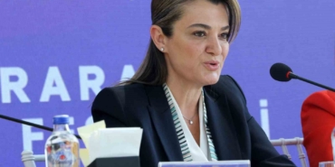 antalya-buyuksehir-belediyesi-genel-sekreteri-tuncer-tutuklandi-NAI77Bra.jpg