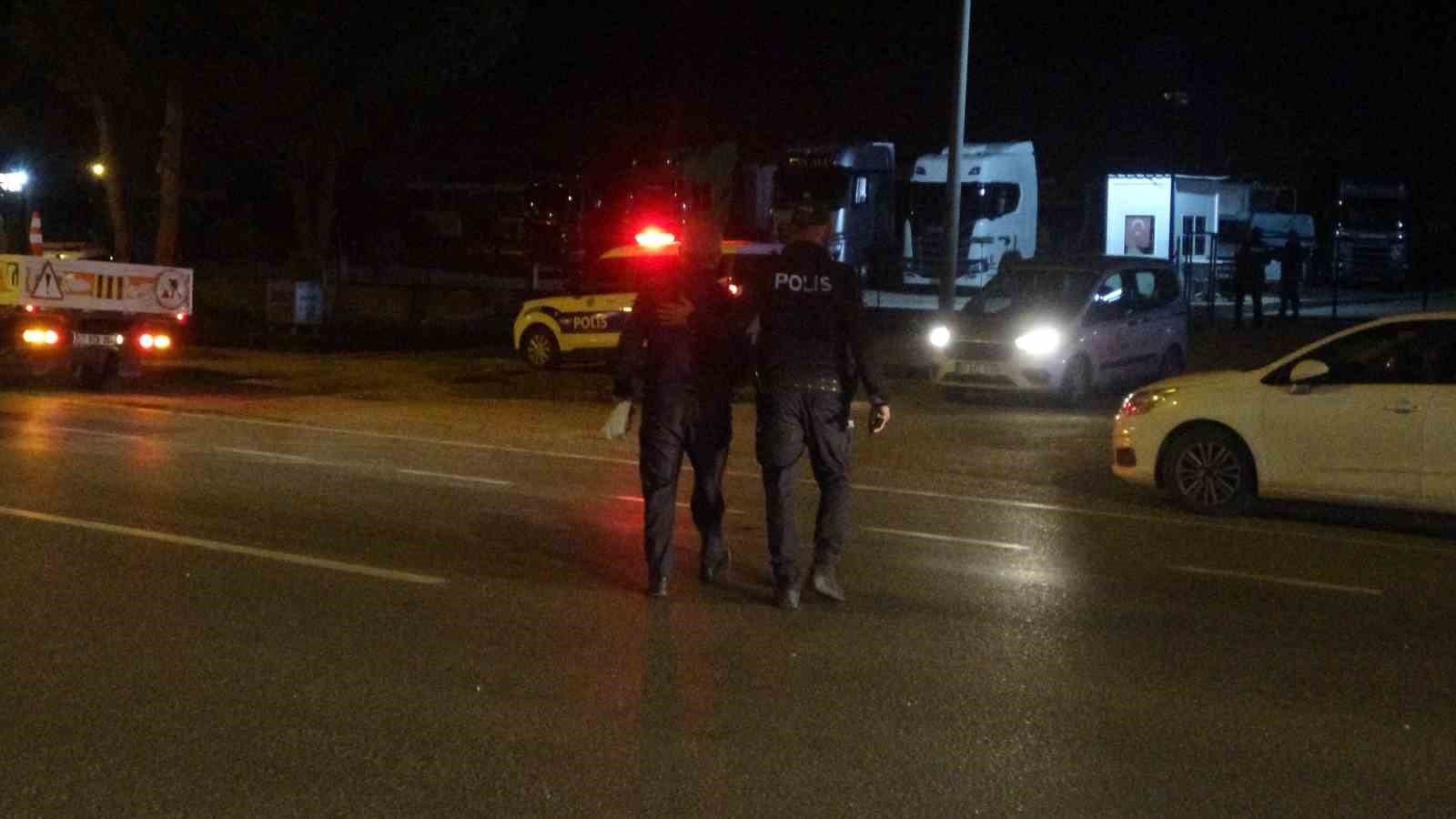 Antalya Cumhuriyet Başsavcıvekili Tabar: "16 infaz koruma memurumuz yaralandı, ciddi boyutta bir yaralanma yok" 9 antalya cumhuriyet bassavcivekili tabar 16 infaz koruma memurumuz yaralandi ciddi boyutta bir yaralanma yok FMrw5rnd