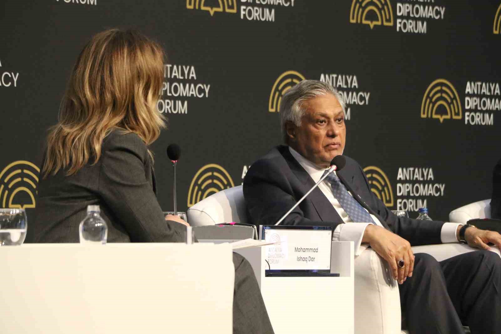 antalya diplomasi forumunun guney asya oturumunda hurmuz bogazi mesaji 0 D2iMggGm