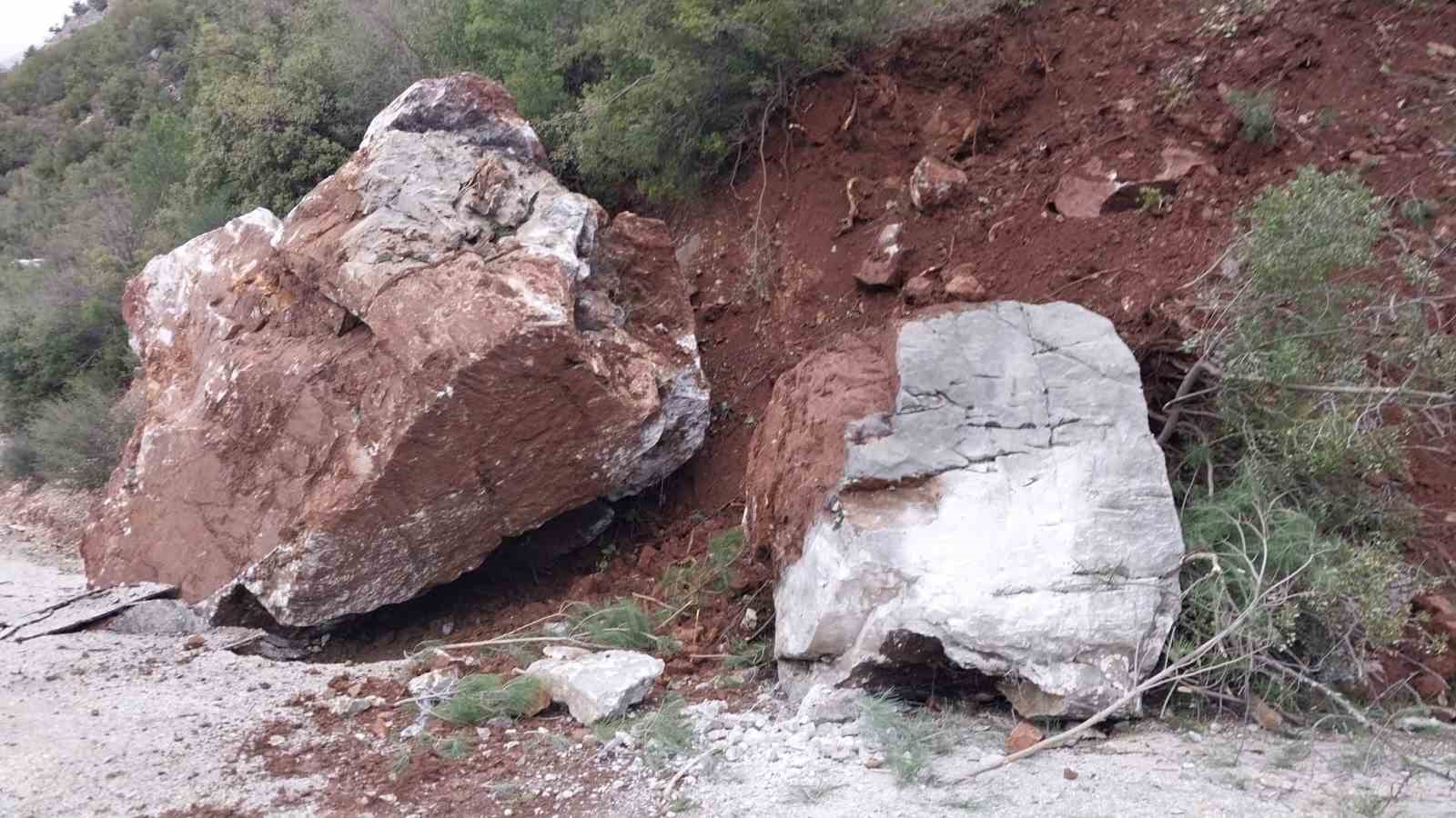 antalya gundogmusta dereler tasti piknik alanlari su altinda kaldi 1 sQIuIS8n