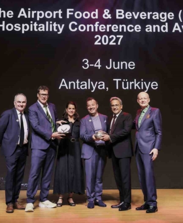 antalya-havalimani-bfa-ile-yiyecek-icecekte-avrupanin-en-iyisi-secildi-Sxaxjg3V.jpg