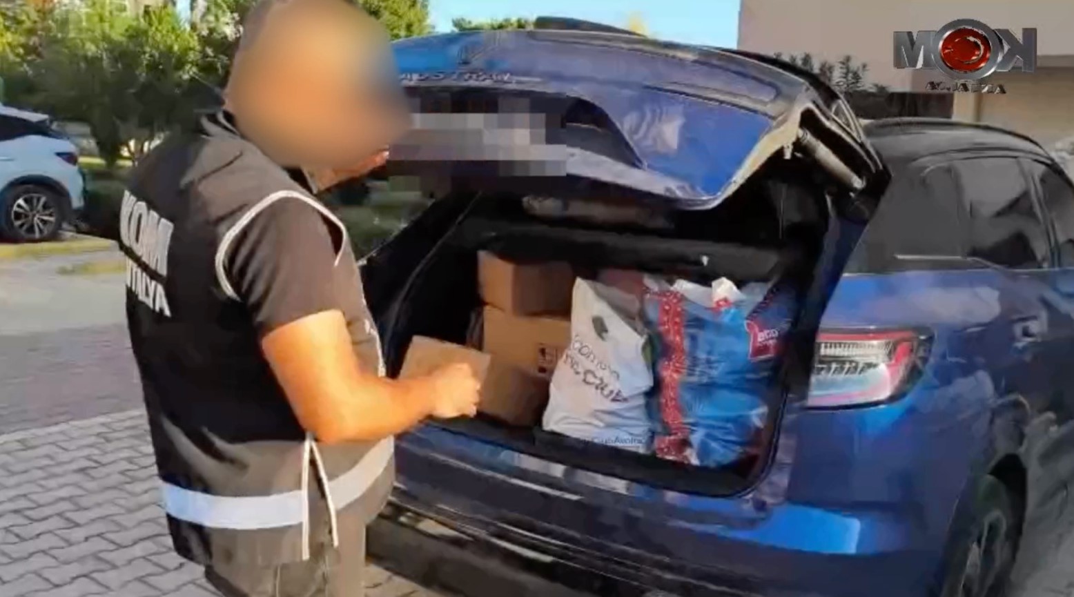 antalya havalimaninda zimmet ve kacakcilik sucundan gozaltina alinan 10 memurdan 5i tutuklandi 2 kcfAYlt3