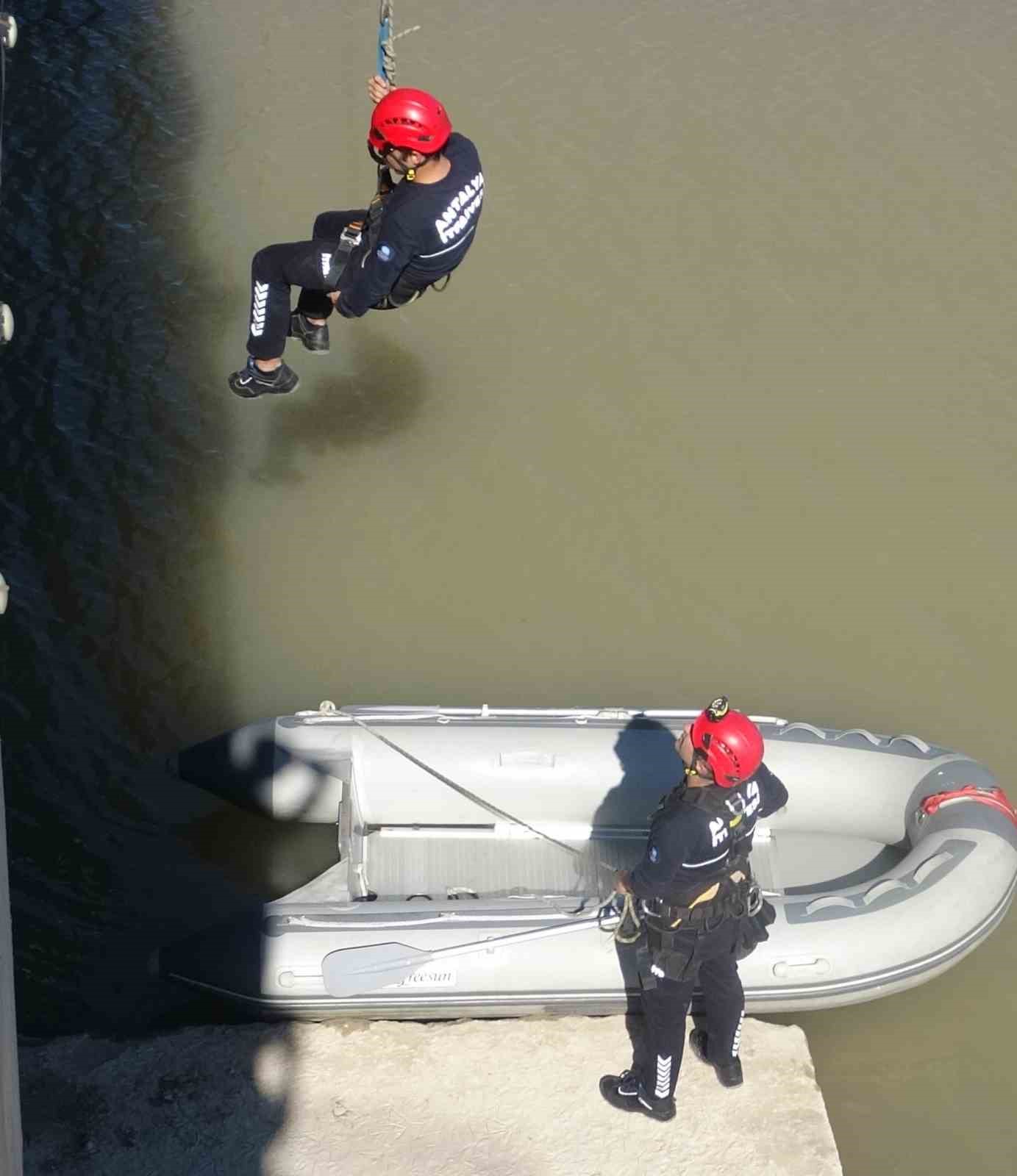 antalya itfaiyesinden film gibi marti kurtarma operasyonu 15 erlUtObO