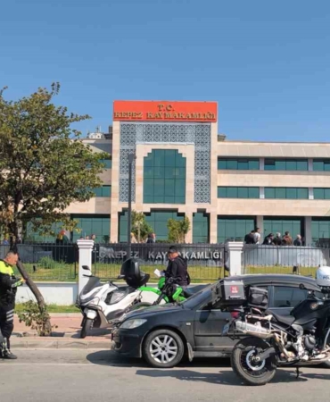 antalya-kepez-kaymakamliginda-silah-sesleri-duyuldu-hb83uh2a.jpg