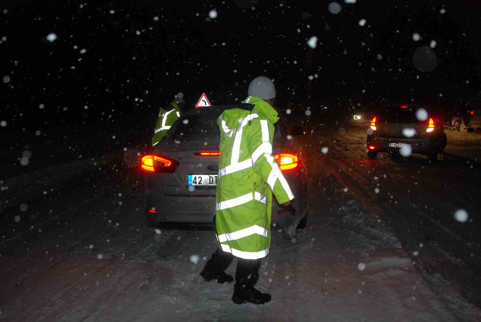 antalya konya karayolunda kar yagisi yeniden basladi 6 OnhWcFEV