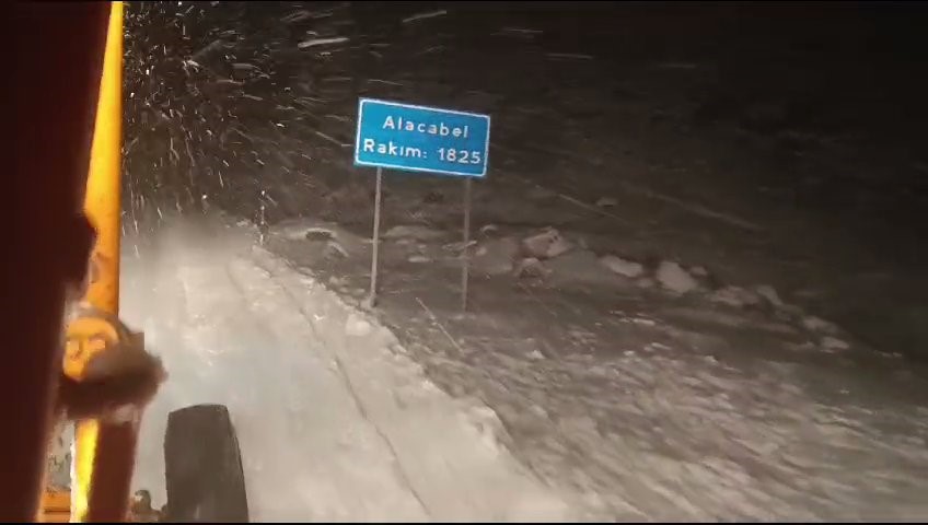 antalya konya karayolunda kar yagisi yeniden basladi 8 pVIdiuZp
