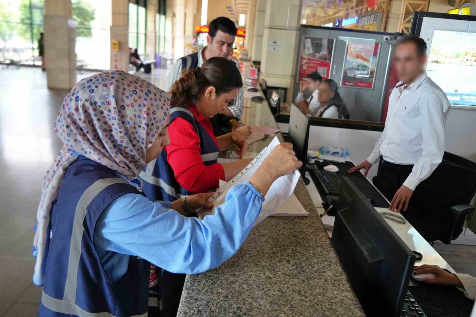 Antalya otogarında bayram öncesi bilet ve fiyat etiketi denetimi 7 antalya otogarinda bayram oncesi bilet ve fiyat etiketi denetimi 3 BVRYCDvc