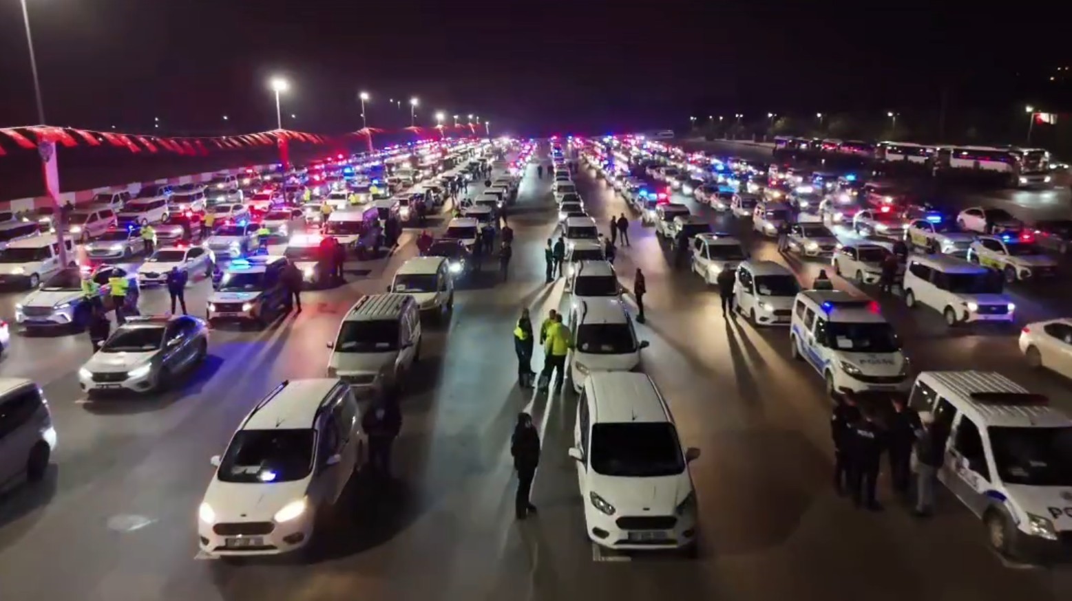 antalya polisi 458 torbaciyi gozaltina aldi affetmiyoruz geri adim atmiyoruz vazgecmiyoruz 0 1AUKesNv