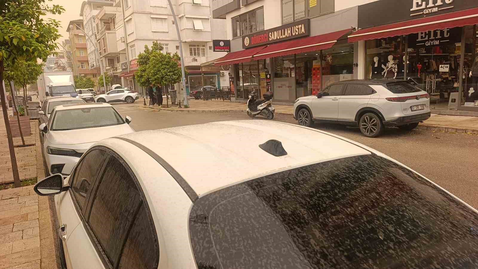 Antalya semaları kahverengiye büründü Sahra Çölü üzerinden gelen toz taşınımı çamur olup yağdı 13 antalya semalari kahverengiye burundu sahra colu uzerinden gelen toz tasinimi camur olup yagdi 9 8A6ufTJd