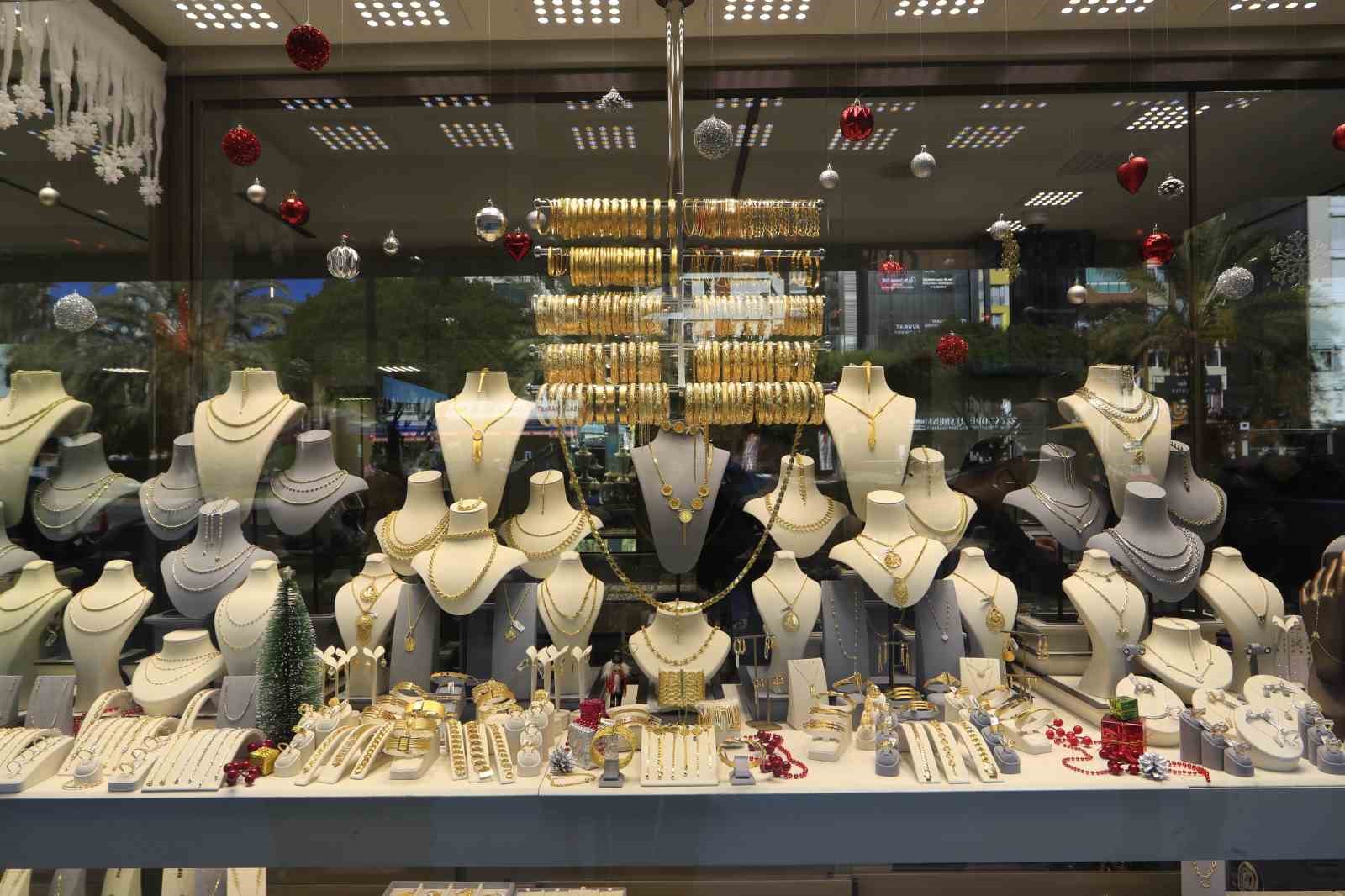 antalya ticaret il mudurlugu ekiplerinden kuyumcu ve emlakcilara denetim 5 3FVFHROC