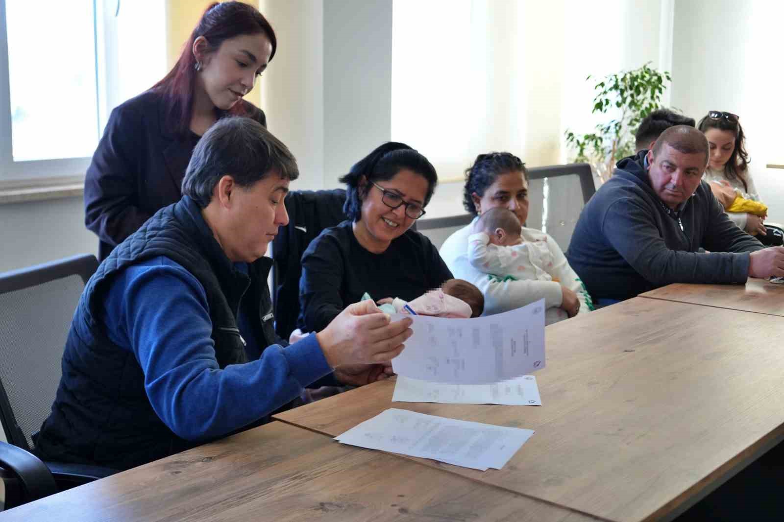 Antalya’da 10 çocuk yeni ailesine kavuştu: "Kendim doğurmuş gibiyim" 10 antalyada 10 cocuk yeni ailesine kavustu kendim dogurmus gibiyim 6 L7GzUJRr