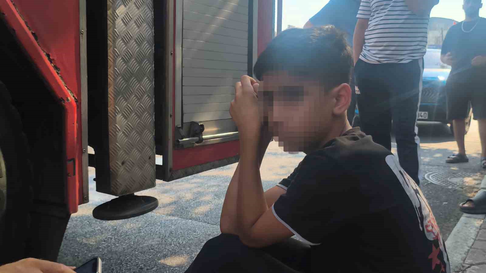 Antalya’da 13 yaşındaki çocuk çakmakla oynarken evi yaktı 9 antalyada 13 yasindaki cocuk cakmakla oynarken evi yakti 5 ZiR2asXA