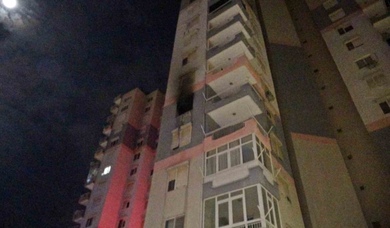 antalyada-15-katli-binadaki-daire-alev-alev-yandi-1-yarali-SQR2CVBT.jpg