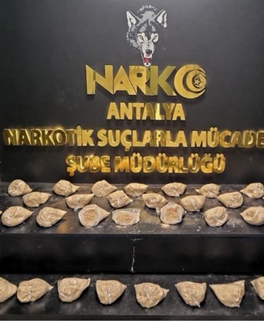 antalyada-166-kilogram-eroin-ele-gecirildi-u7KScLUP.jpg
