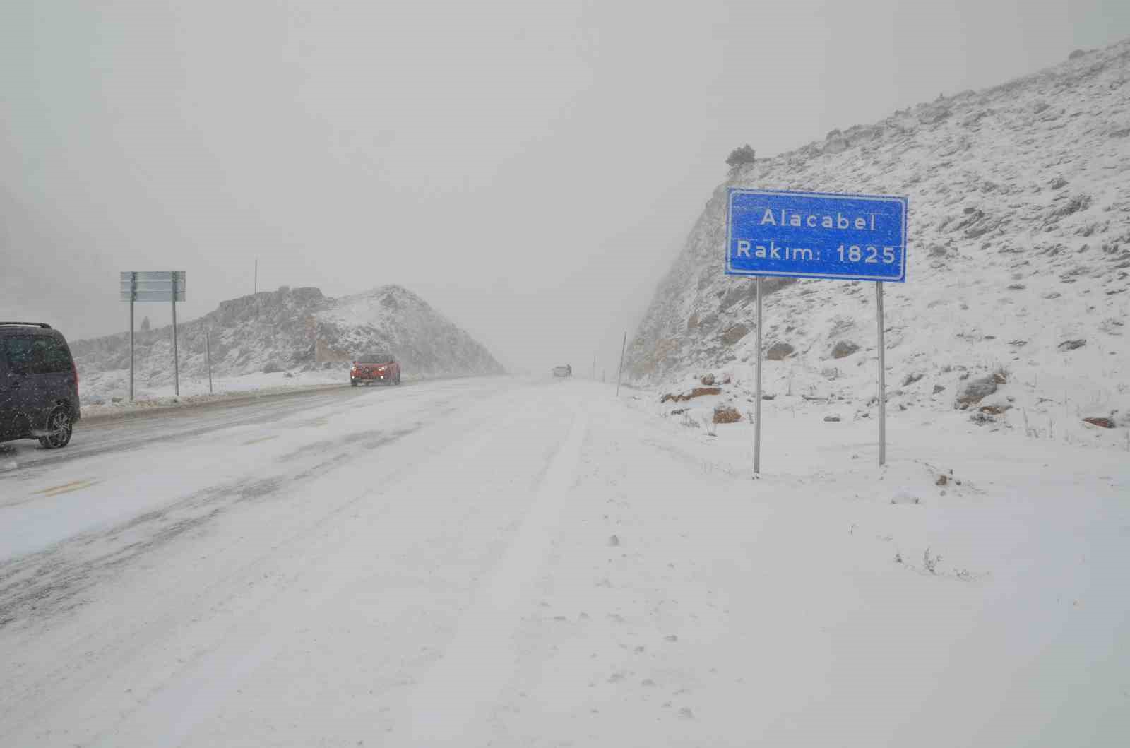 antalyada 1825 metre rakimli alacabelde 2 2P2qI8vN
