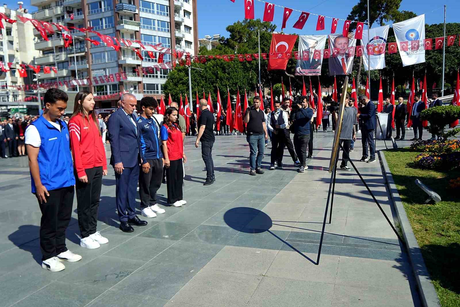 antalyada 19 mayis coskusu celenk toreniyle basladi 3 prGjjw2N