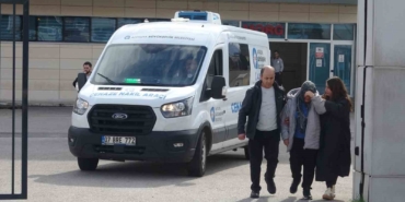 antalyada-20-yerinden-bicaklanarak-oldurulen-gencin-cenazesi-teslim-alindi-cinayet-zanlisi-tutuklandi-FApYDYLO.jpg