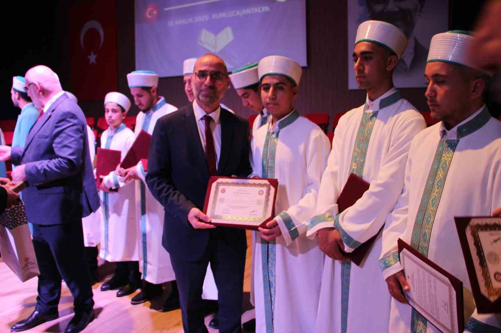 antalyada 27 hafiz icin icazet toreni 10 FaEikWr1