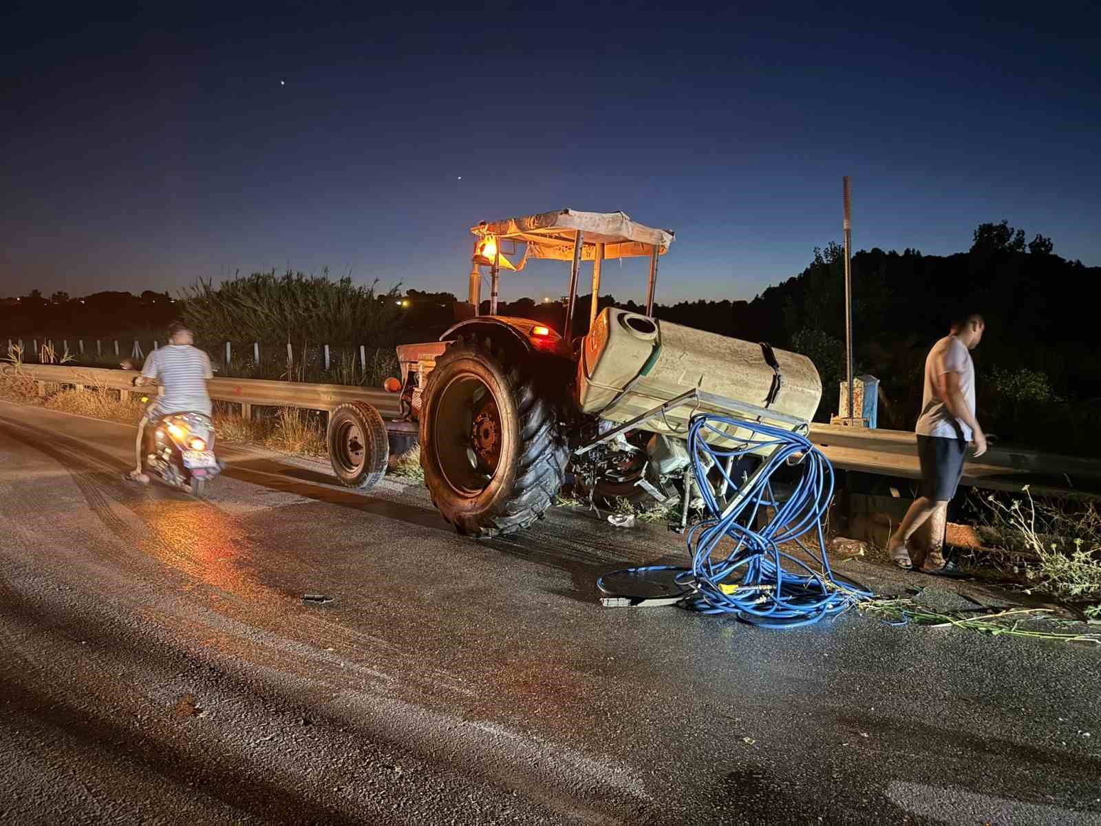 antalyada 3 aracin karistigi zincirleme kaza 1 yarali 6 2ZFL9KUn