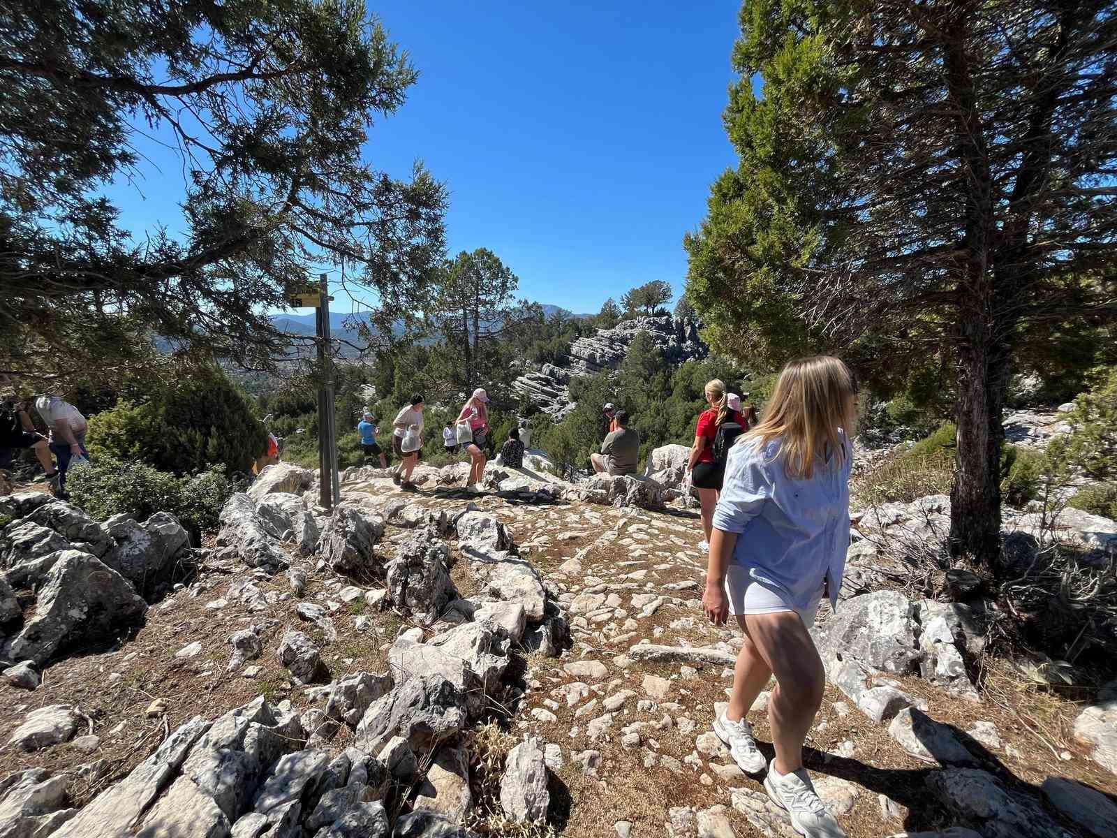 Antalya’da 3 bin 650 metrelik tarihi Kervan Yolu rotası dron ile görüntülendi 9 antalyada 3 bin 650 metrelik tarihi kervan yolu rotasi dron ile goruntulendi 5 rHK6CZ2T