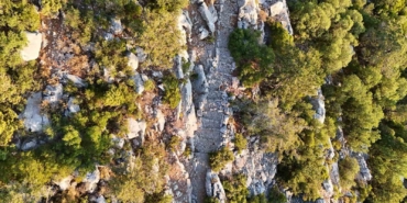 antalyada-3-bin-650-metrelik-tarihi-kervan-yolu-rotasi-dron-ile-goruntulendi-7P6UCbyA.jpg