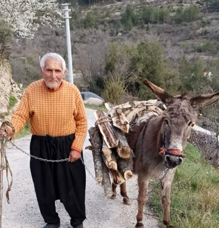 antalyada 3 gun once kaybolan 93 yasindaki yasli adam evine 1 kilometre mesafede olu lsA4ZpkW