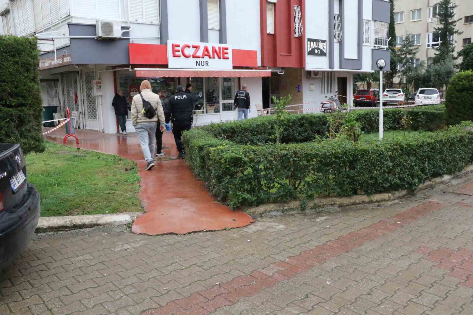 antalyada 5 yasindaki oglunun olumunun ardindan anne de balkondan dustu 3 UsmCNylS