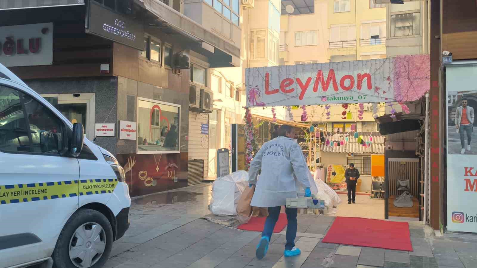 antalyada alacak verecek tartismasi cinayetle sonuclandi 1 Z1E9S8Zr
