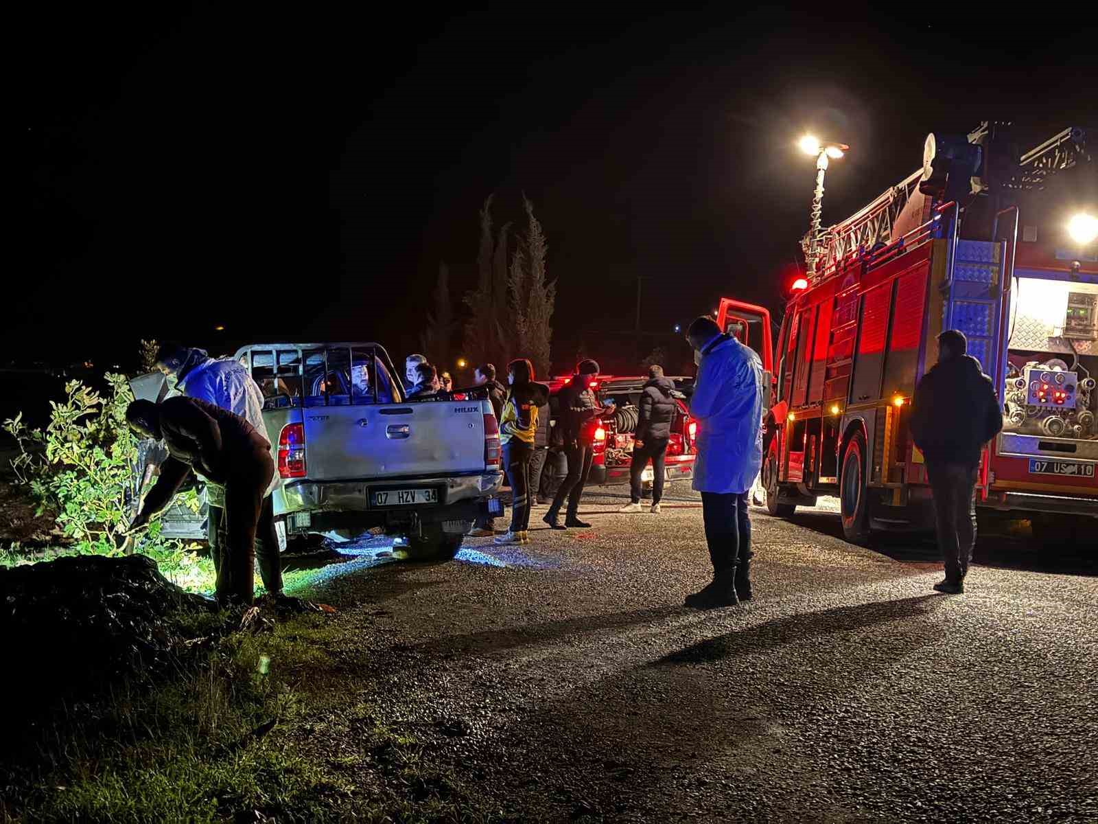 antalyada arac icinde yanmis ceset bulundu 0 RvlgPnEf