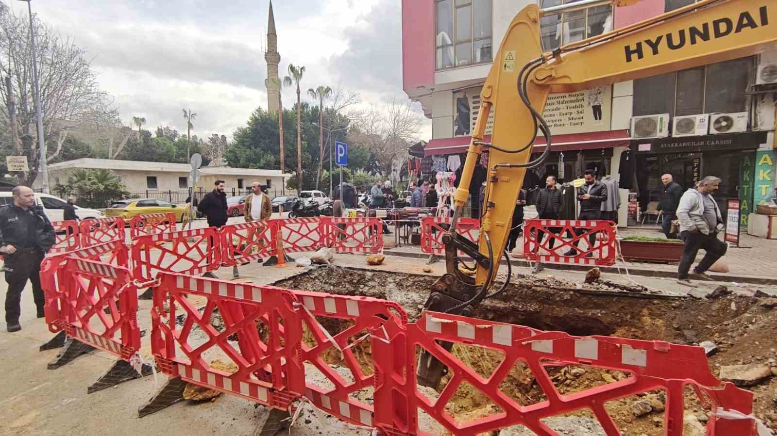 antalyada belediye kazisinda kemik parcalari bulundu 5
