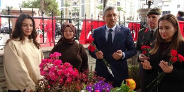 antalyada-canakkale-sehitleri-anildi-B4Im64Jq.jpg