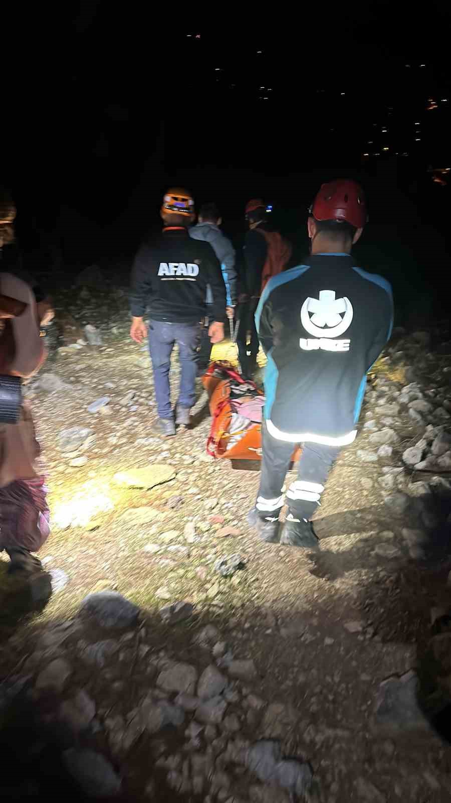 antalyada daglik alanda mahsur kalan ukraynali kadin kurtarildi 1 VekgjMLA