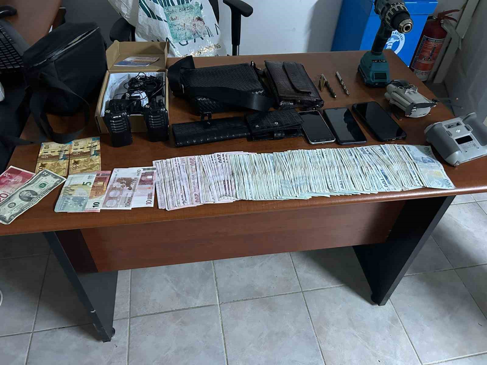 antalyada dron destekli soygun bin 400 saatlik kamera incelemesiyle aydinlatildi 0 3XtsQcPZ