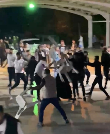 antalyada-dugunde-cikan-kavgada-sandalyeler-havada-ucustu-ortalik-savas-alanina-dondu-713ls55b.jpg