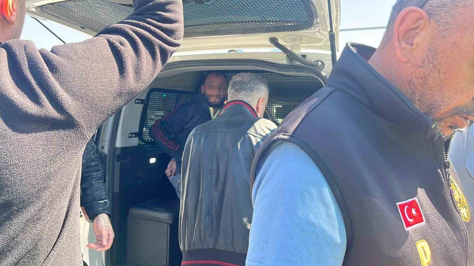 antalyada ehliyetsiz surucu ortaligi birbirine katti 357 bin lira ceza yedi 1 zMgYyvPN