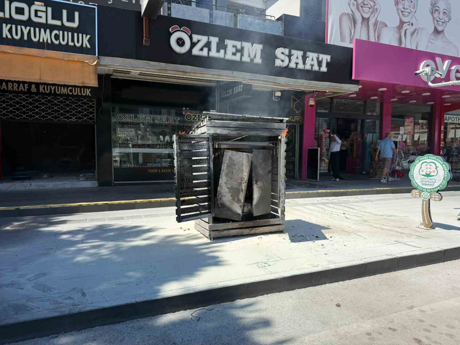 Antalya’da elektrik trafosunda çıkan yangın kokuttu 8 antalyada elektrik trafosunda cikan yangin kokuttu 4 qL4HDpQS