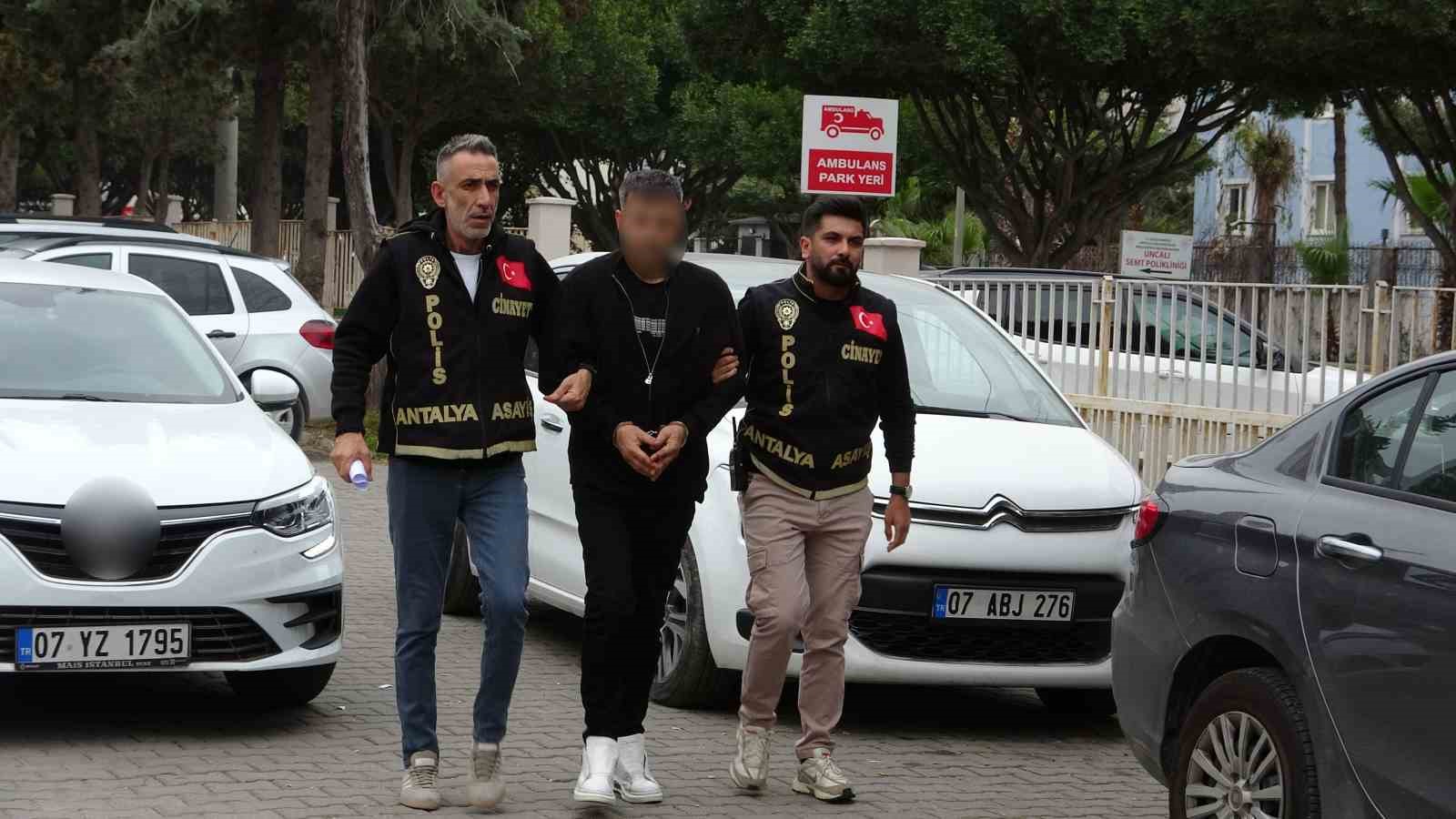 antalyada esnaf kavgasindaki cinayet zanlisi boyle olsun istemezdim 1 4c5WPje4