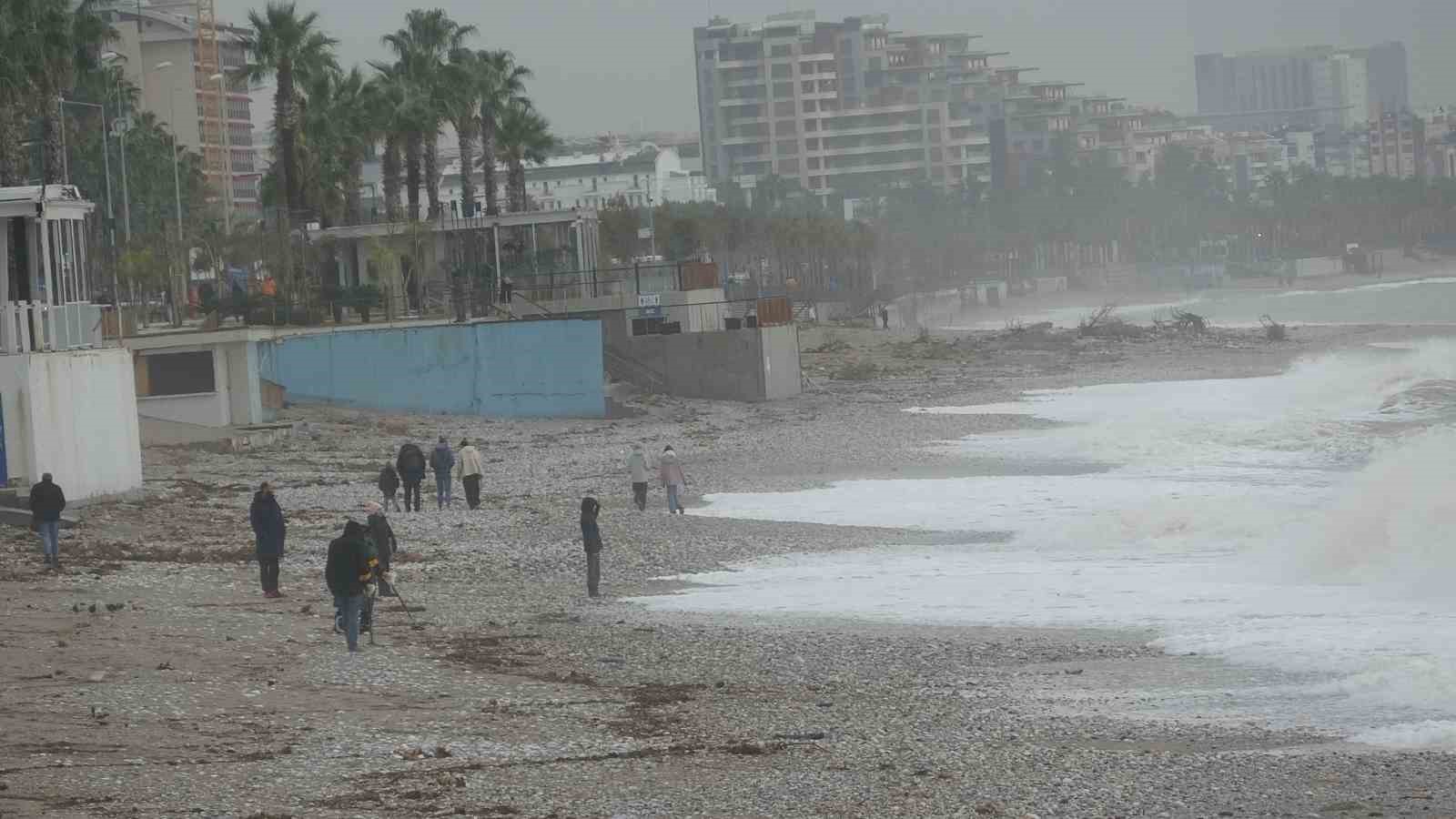 antalyada felaketin bilancosu gun agarinca ortaya cikti 13 A1KHPzqu