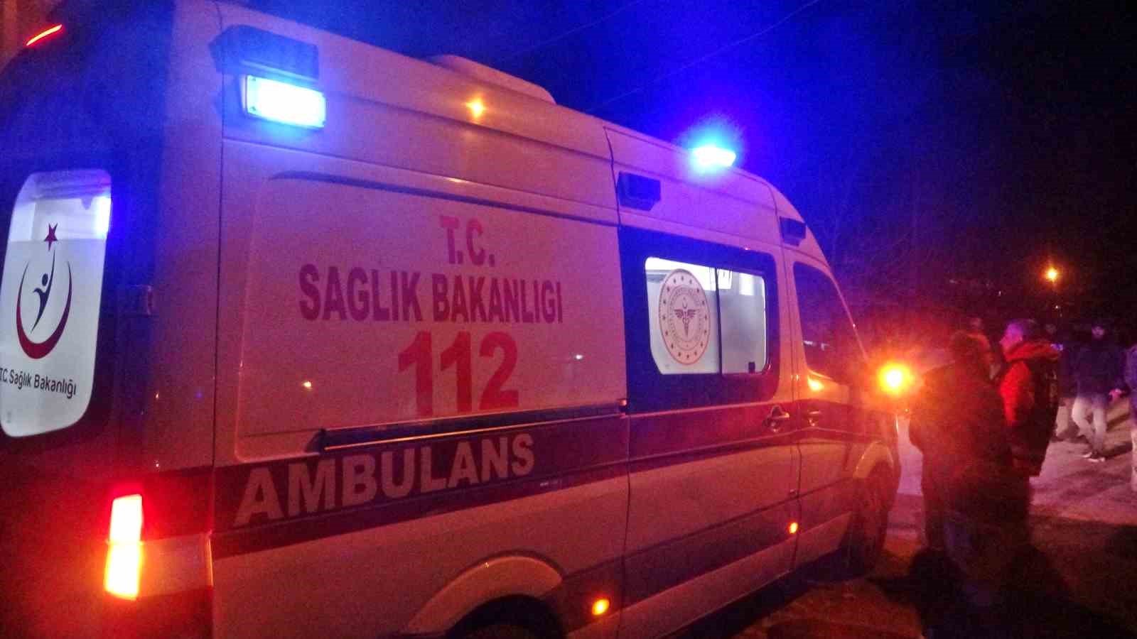 antalyada gecekondu yangini 1 olu 1 yarali 1 OeyBydvb