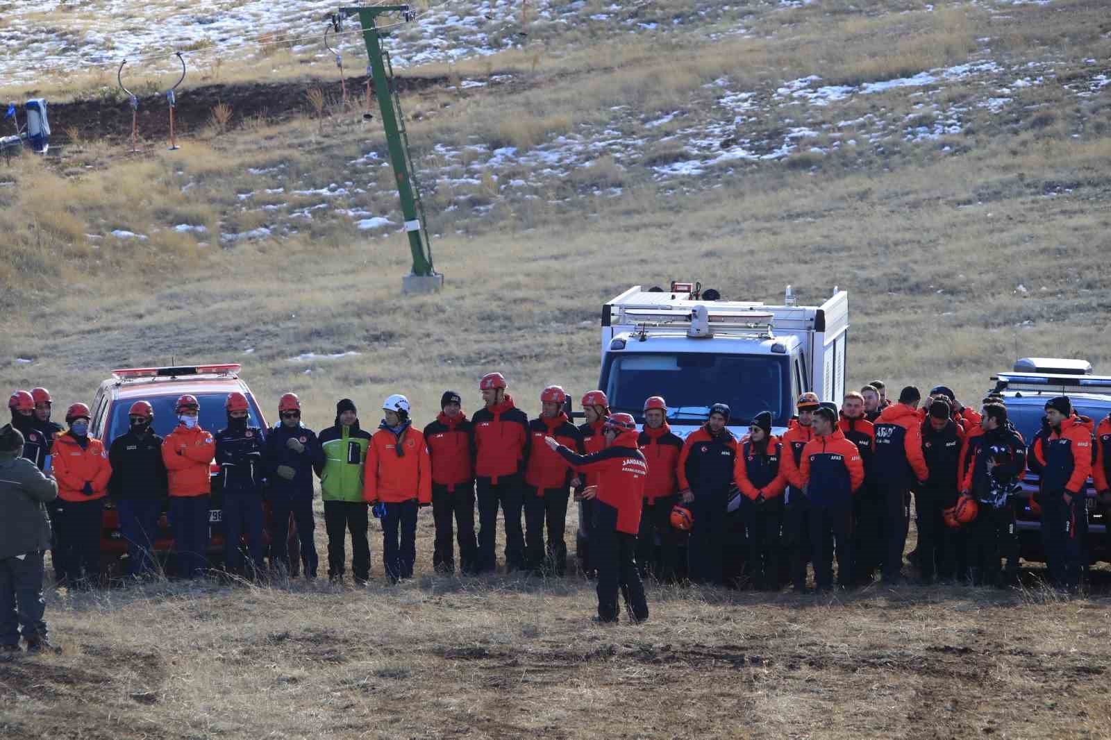 antalyada gercegi aratmayan teleferik kurtarma tatbikati 6 GX3fB8rd